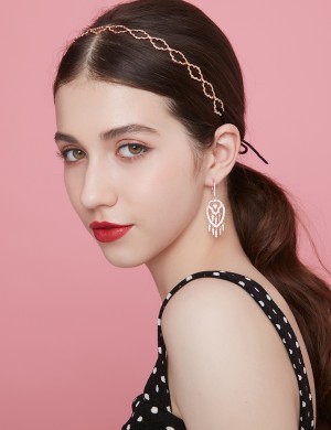 Earrings• Baroque Collection Endless Love Earrings