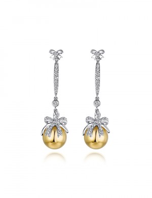 Earrings• Christmas CollectionChristmas Ball Earrings