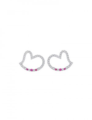 Earrings• Love Collection Shape of My Heart Earrings