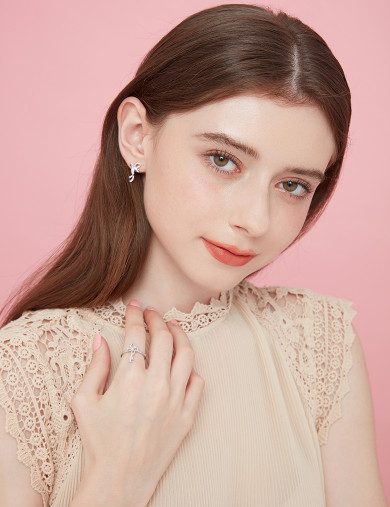 Earrings• Bow Ribbon Collection Silky Bow Ribbon Earstuds