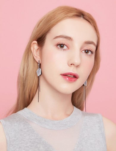 Earrings  • Charm's a charm Collection Tell it to my heart Earrings  