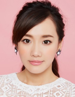 Earrings•Miracle Pearl Collection  Nikita Earrings