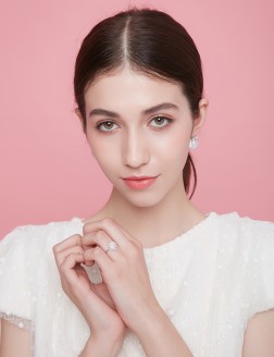 Ring• Christmas Collection Snow White Ring