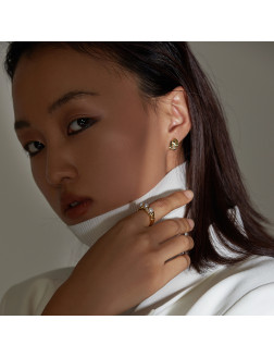  Ring •The tide series Pearl ring in armor 