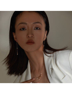 Earrings•The tide series  Asymmetric ear line of bow and arrow 