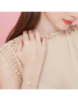 Bracelet•The fish tail series Fish Tail Long Earrings 