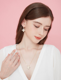 Necklace•Fritillary clover series clover metal necklace 