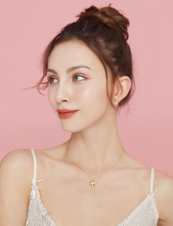 Necklace• Love You Collection Give U My Heart Necklace