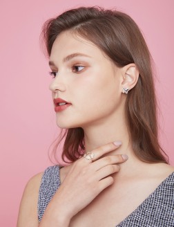 Earrings• Butterfly Collection Butterfly Earstuds
