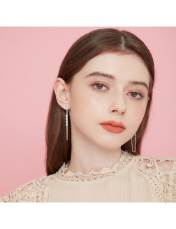 Earrings•The fish tail series Fish Tail Long Earrings