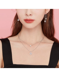 Earrings•The fish tail series  Fish Tail with Pearls Earrings 